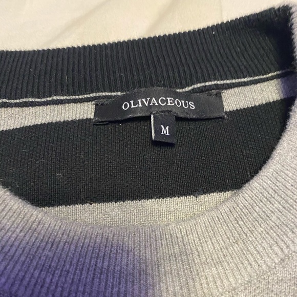 Olivaceous sweater - Picture 3 of 3